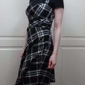 WHBM gingham plaid black white dress sleeveless